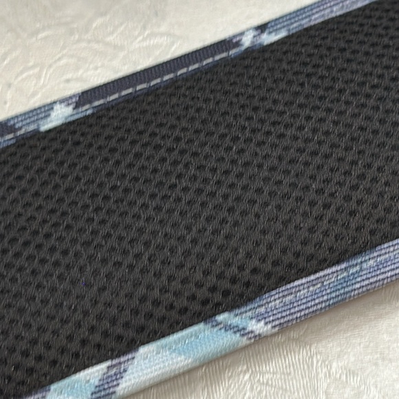 JanSport 72 LITER DUFFEL - Blue Haze Plaid - Picture 13 of 16